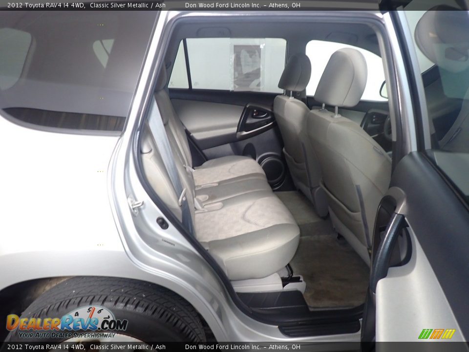 2012 Toyota RAV4 I4 4WD Classic Silver Metallic / Ash Photo #33