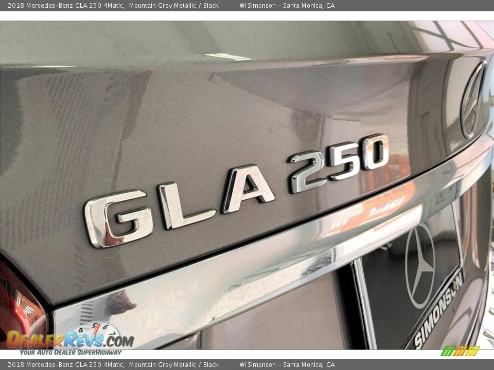 2018 Mercedes-Benz GLA 250 4Matic Mountain Grey Metallic / Black Photo #31