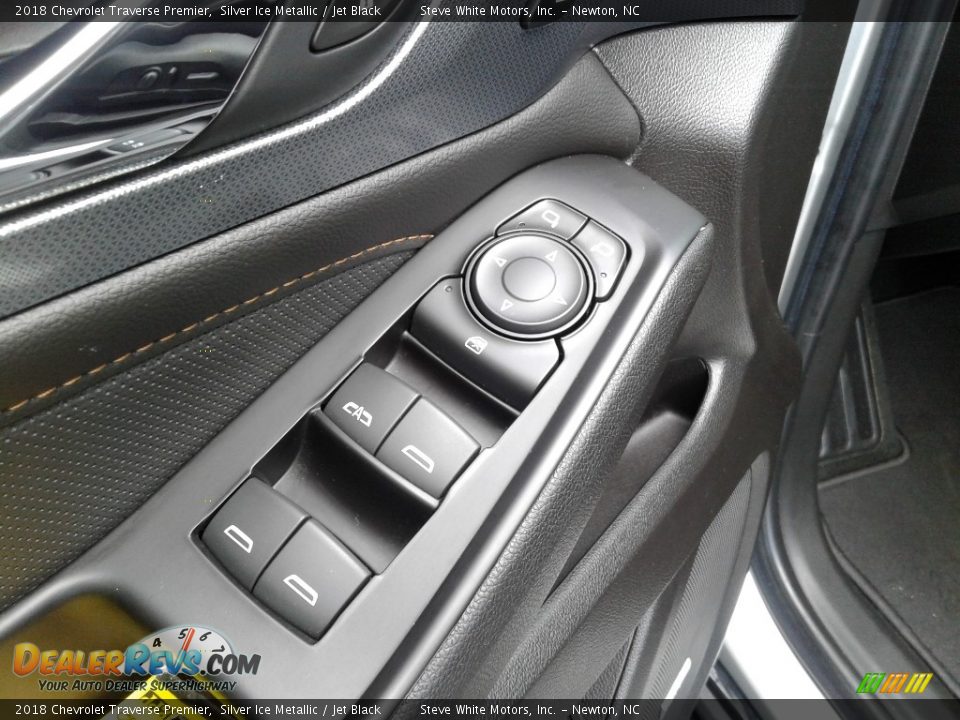 Door Panel of 2018 Chevrolet Traverse Premier Photo #13