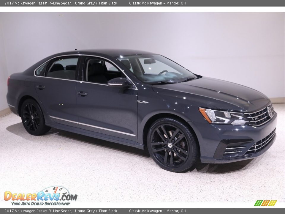 2017 Volkswagen Passat R-Line Sedan Urano Gray / Titan Black Photo #1