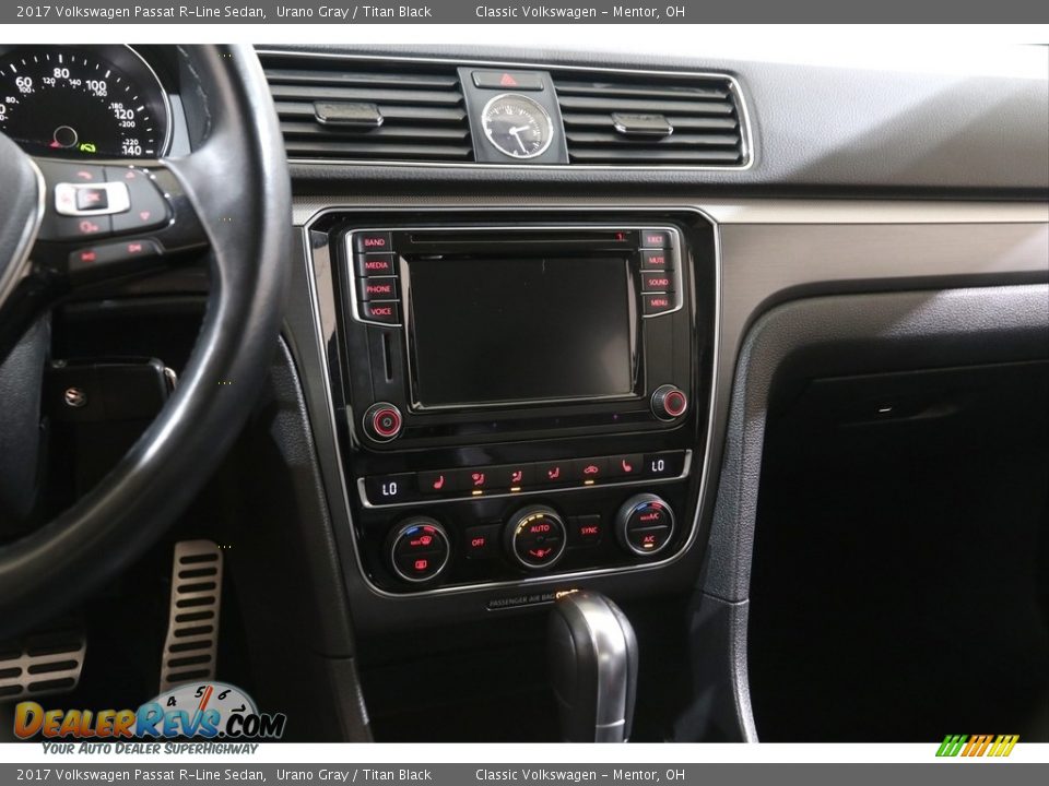 2017 Volkswagen Passat R-Line Sedan Urano Gray / Titan Black Photo #9