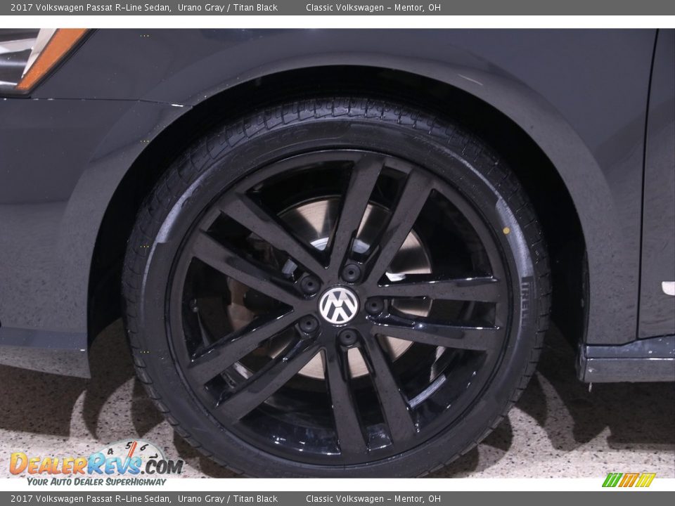 2017 Volkswagen Passat R-Line Sedan Urano Gray / Titan Black Photo #19