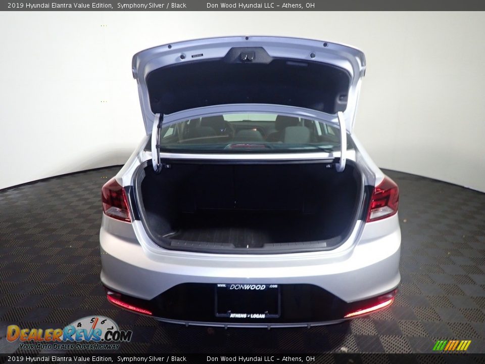 2019 Hyundai Elantra Value Edition Symphony Silver / Black Photo #16