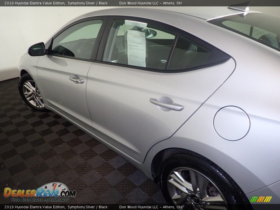 2019 Hyundai Elantra Value Edition Symphony Silver / Black Photo #20