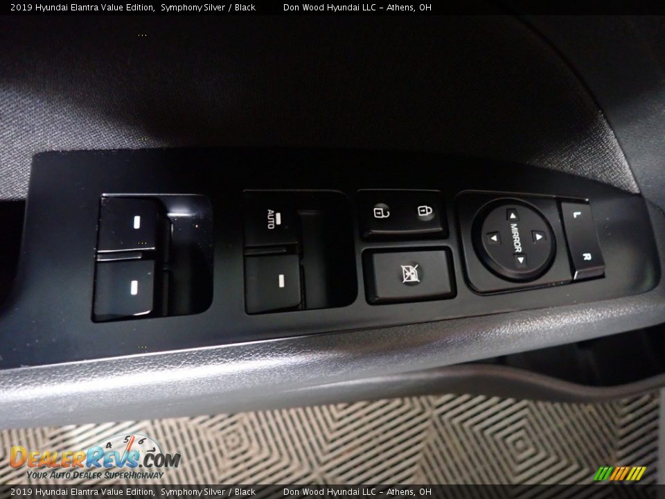 2019 Hyundai Elantra Value Edition Symphony Silver / Black Photo #23