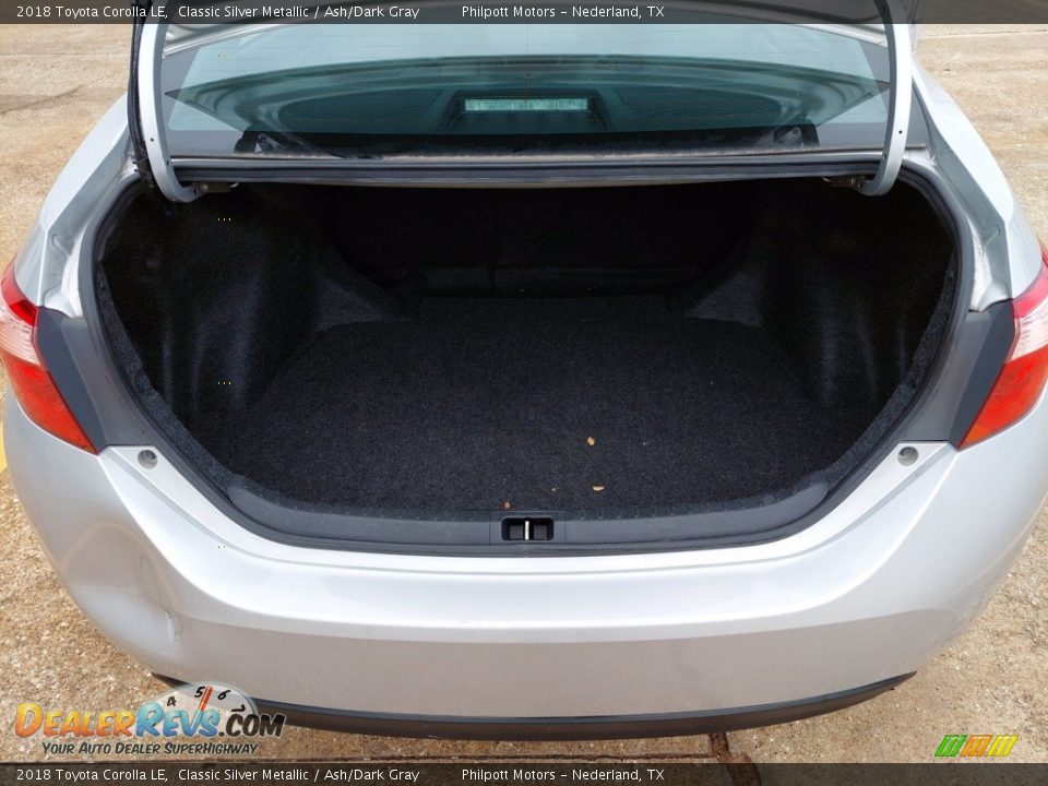 2018 Toyota Corolla LE Classic Silver Metallic / Ash/Dark Gray Photo #23