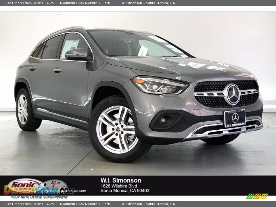 2021 Mercedes-Benz GLA 250 Mountain Grey Metallic / Black Photo #1