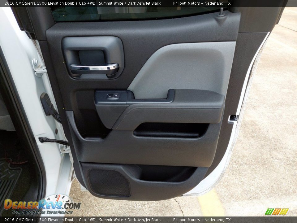 Door Panel of 2016 GMC Sierra 1500 Elevation Double Cab 4WD Photo #24