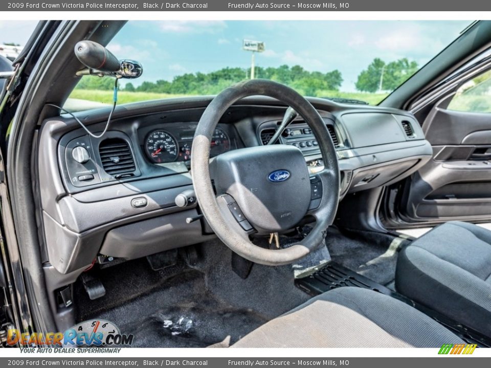 2009 Ford Crown Victoria Police Interceptor Black / Dark Charcoal Photo #19