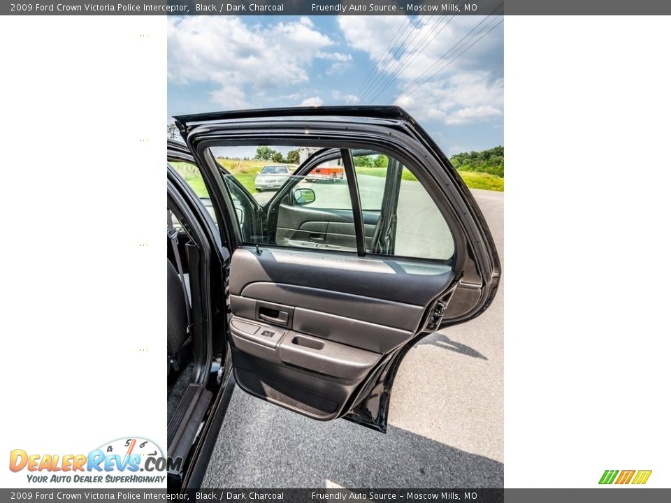 2009 Ford Crown Victoria Police Interceptor Black / Dark Charcoal Photo #25