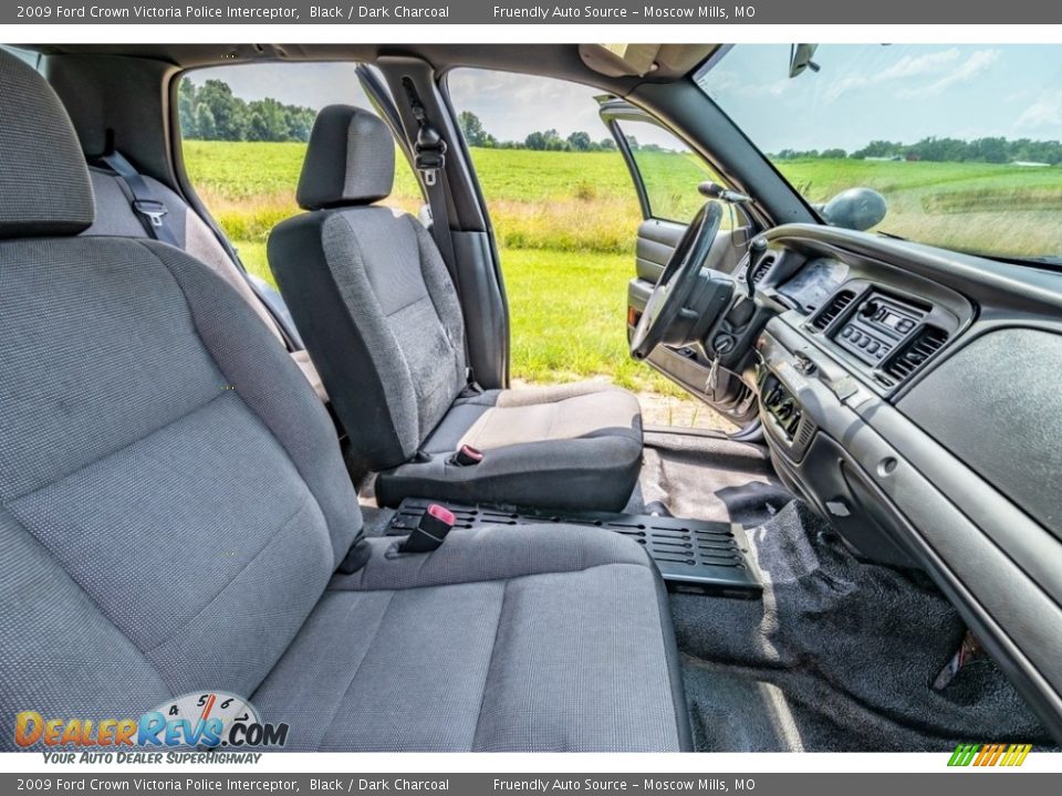 2009 Ford Crown Victoria Police Interceptor Black / Dark Charcoal Photo #28