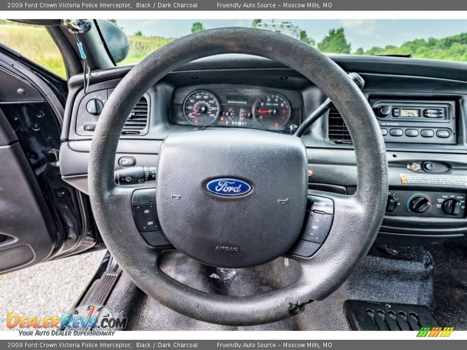 2009 Ford Crown Victoria Police Interceptor Black / Dark Charcoal Photo #32