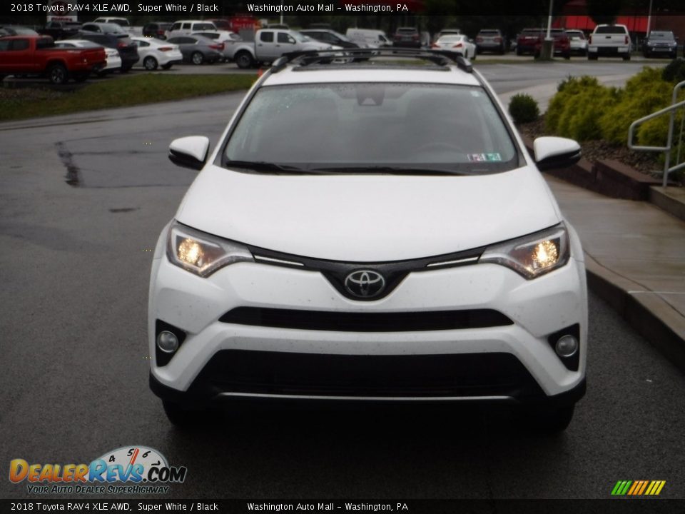 2018 Toyota RAV4 XLE AWD Super White / Black Photo #11