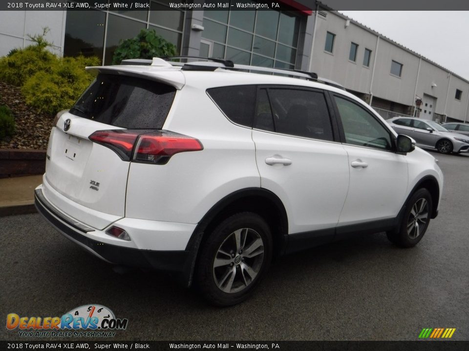 2018 Toyota RAV4 XLE AWD Super White / Black Photo #15