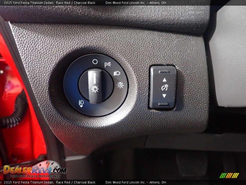 Controls of 2015 Ford Fiesta Titanium Sedan Photo #32
