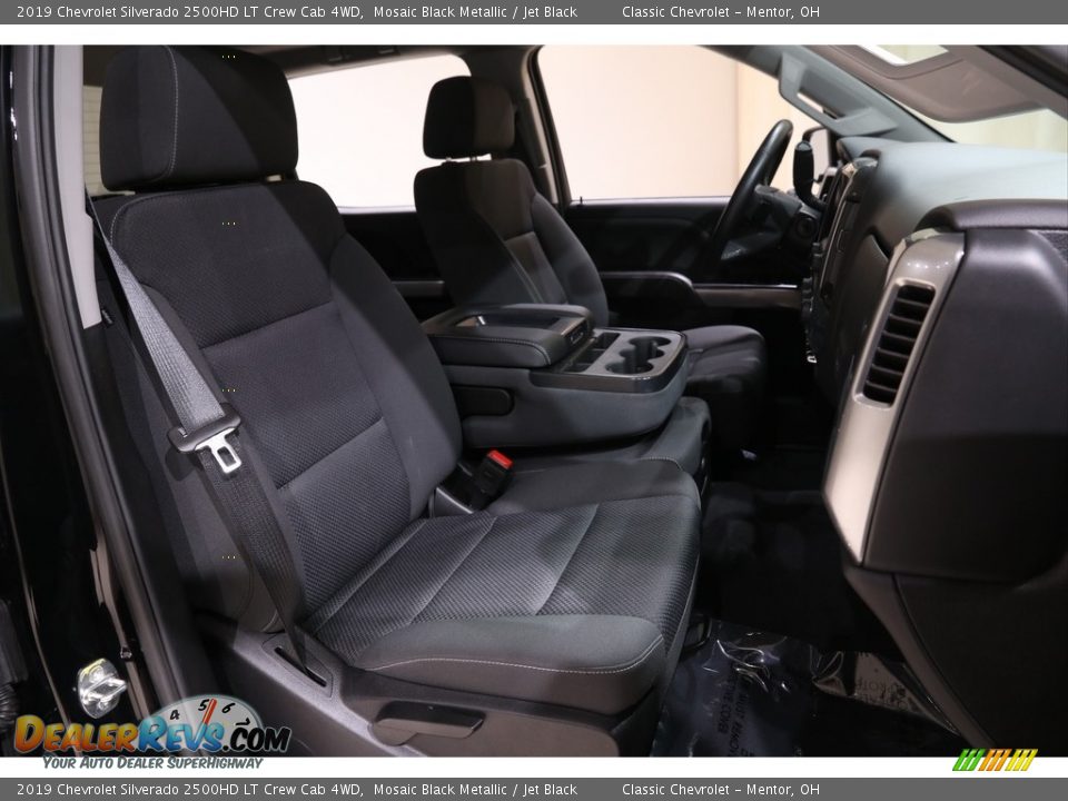 2019 Chevrolet Silverado 2500HD LT Crew Cab 4WD Mosaic Black Metallic / Jet Black Photo #15