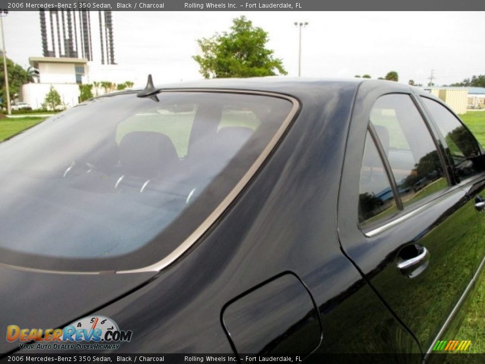 2006 Mercedes-Benz S 350 Sedan Black / Charcoal Photo #17