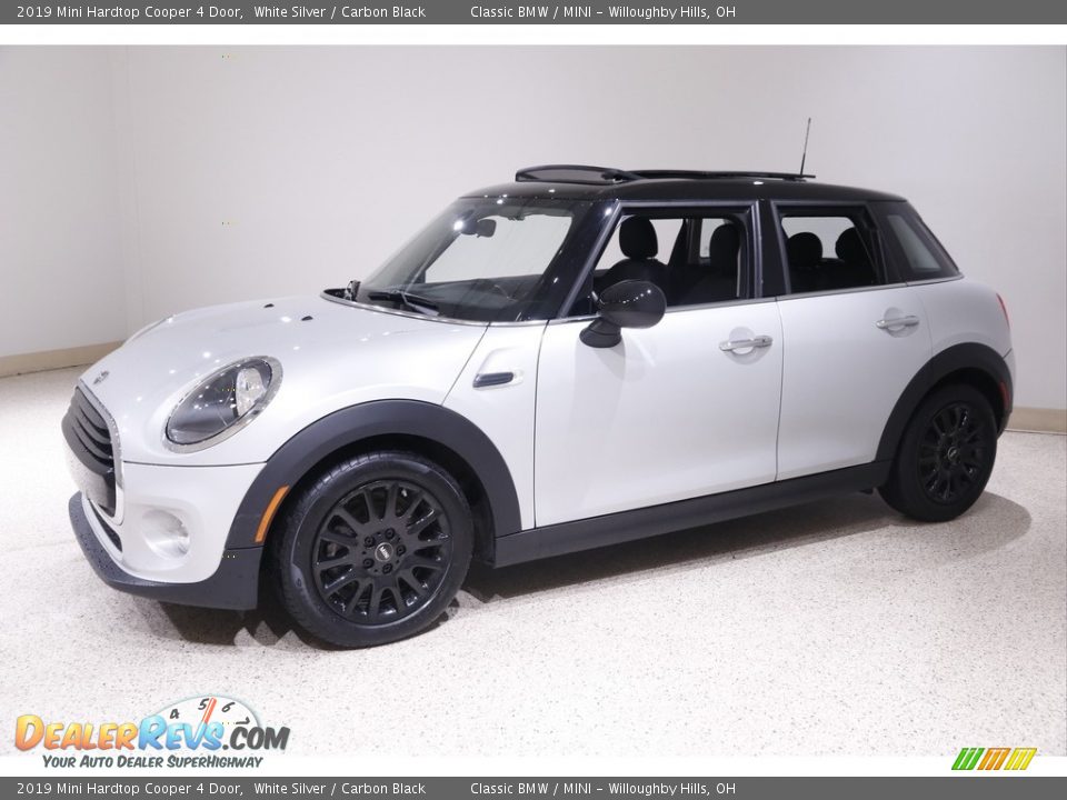 2019 Mini Hardtop Cooper 4 Door White Silver / Carbon Black Photo #3