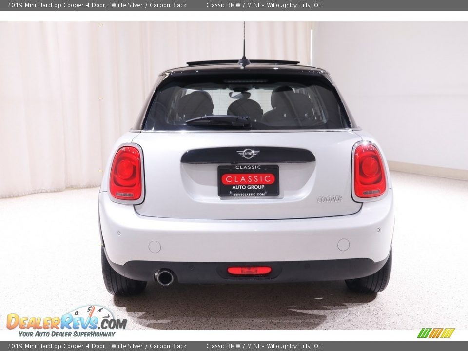 2019 Mini Hardtop Cooper 4 Door White Silver / Carbon Black Photo #18