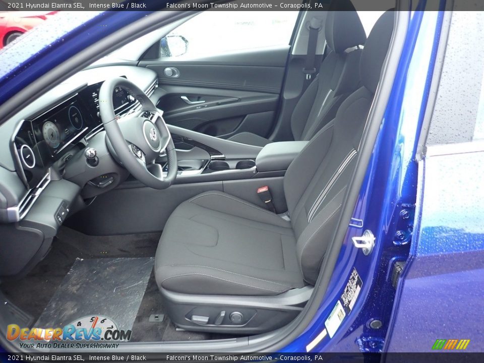Front Seat of 2021 Hyundai Elantra SEL Photo #14