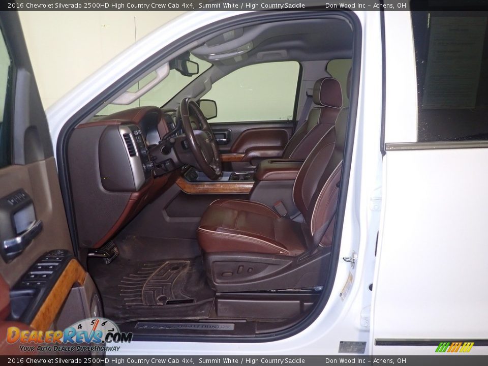 Front Seat of 2016 Chevrolet Silverado 2500HD High Country Crew Cab 4x4 Photo #23