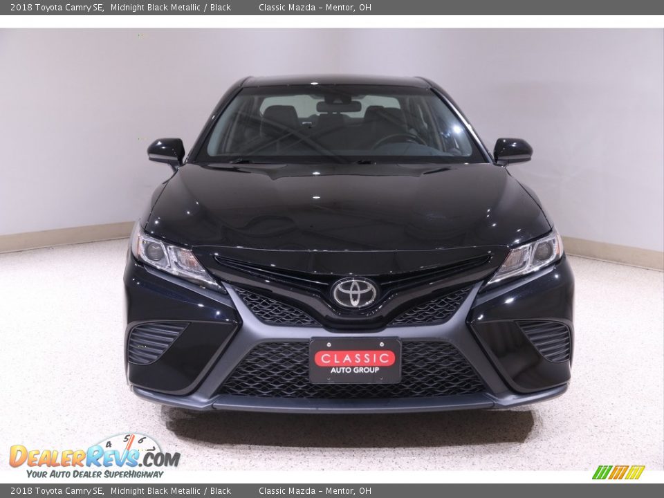 2018 Toyota Camry SE Midnight Black Metallic / Black Photo #2