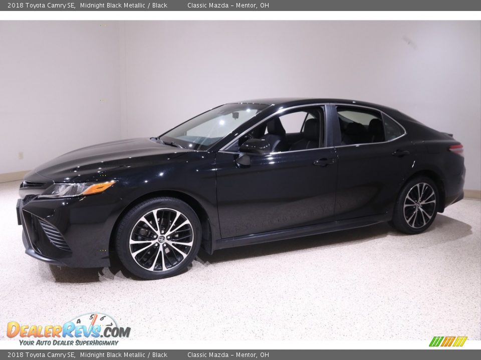 2018 Toyota Camry SE Midnight Black Metallic / Black Photo #3