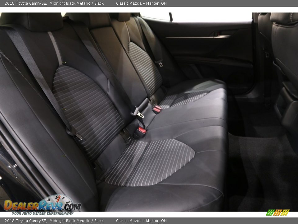 2018 Toyota Camry SE Midnight Black Metallic / Black Photo #14
