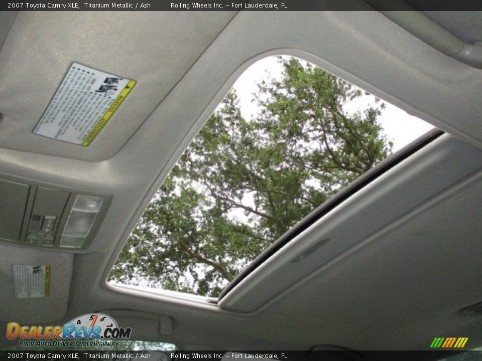 2007 Toyota Camry XLE Titanium Metallic / Ash Photo #2