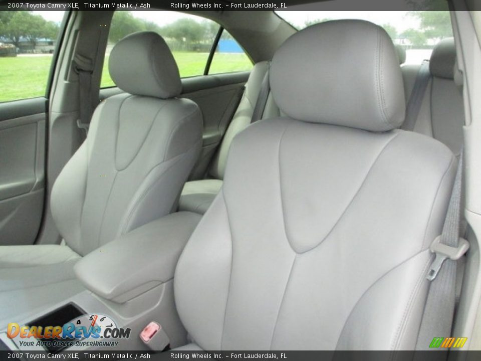 2007 Toyota Camry XLE Titanium Metallic / Ash Photo #6