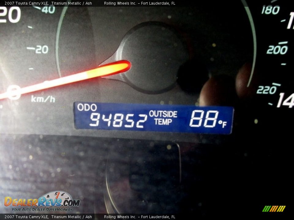 2007 Toyota Camry XLE Titanium Metallic / Ash Photo #10