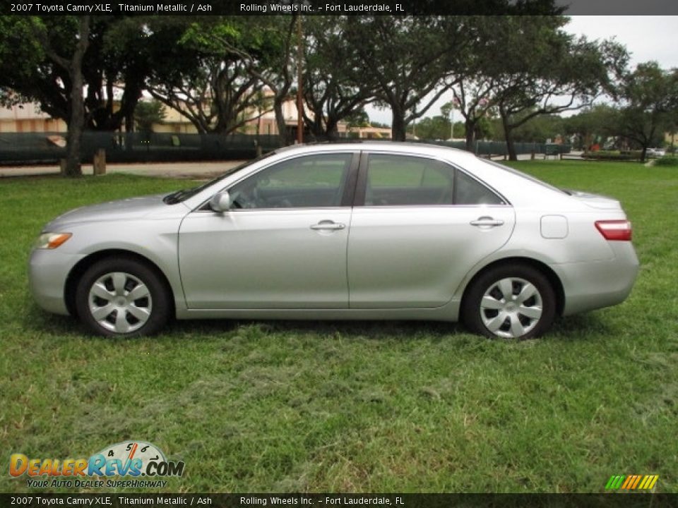 2007 Toyota Camry XLE Titanium Metallic / Ash Photo #11