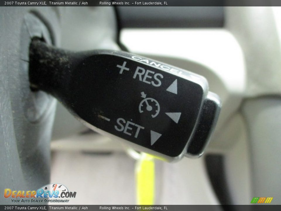 2007 Toyota Camry XLE Titanium Metallic / Ash Photo #16