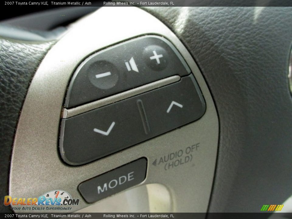 2007 Toyota Camry XLE Titanium Metallic / Ash Photo #34
