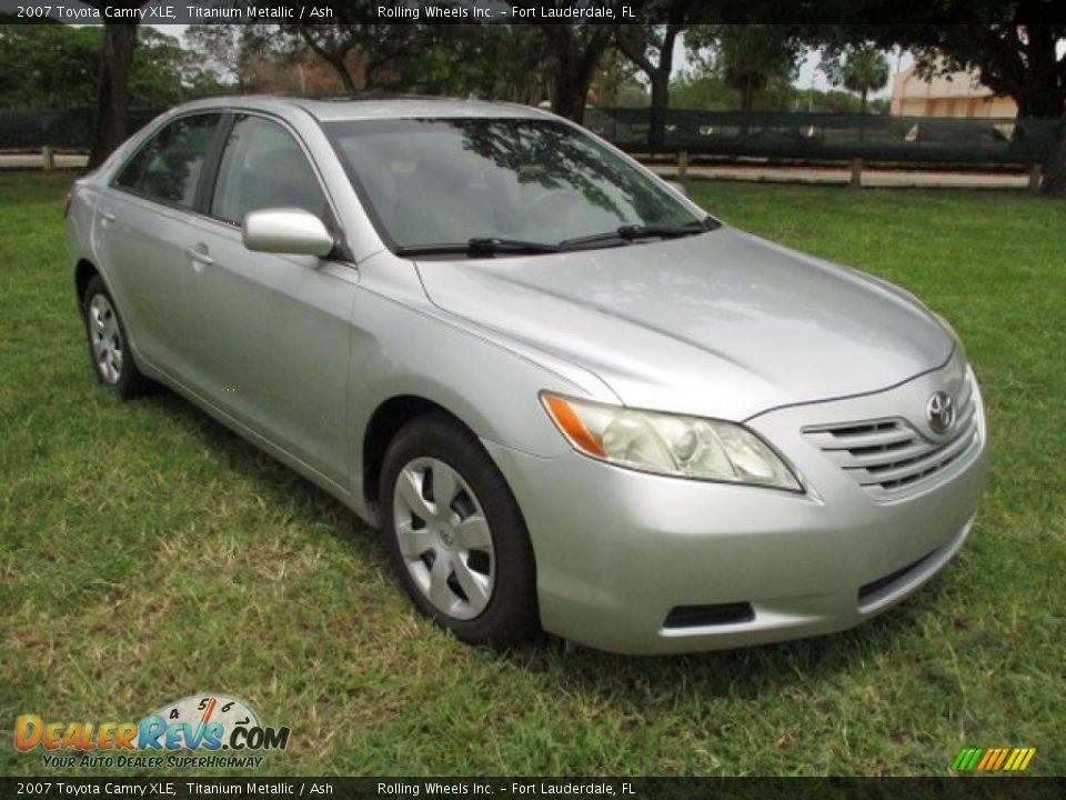 2007 Toyota Camry XLE Titanium Metallic / Ash Photo #35