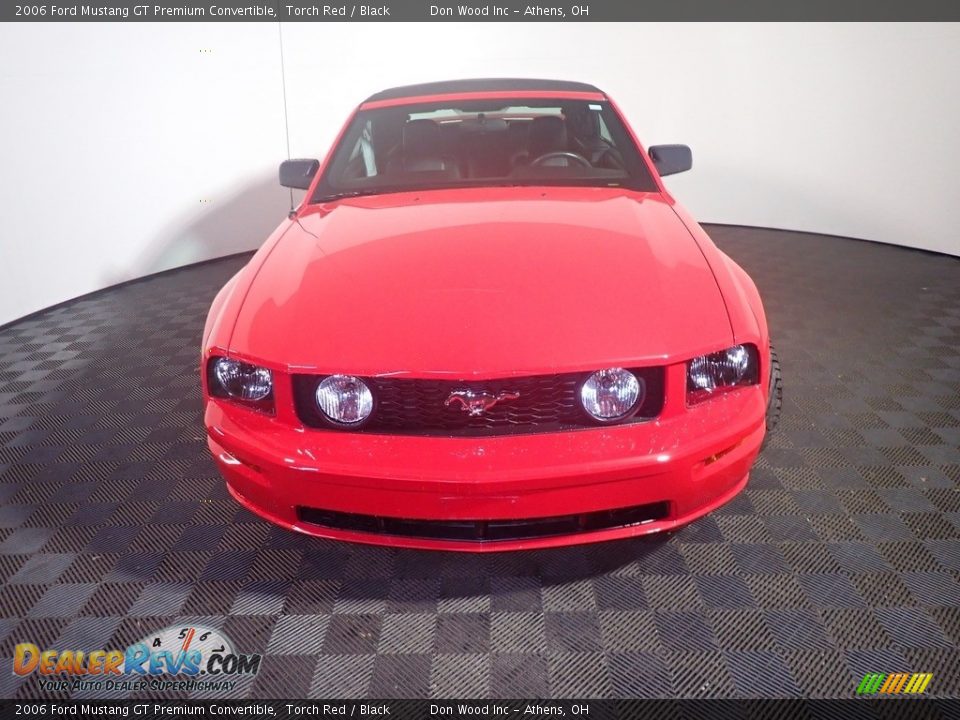 2006 Ford Mustang GT Premium Convertible Torch Red / Black Photo #4