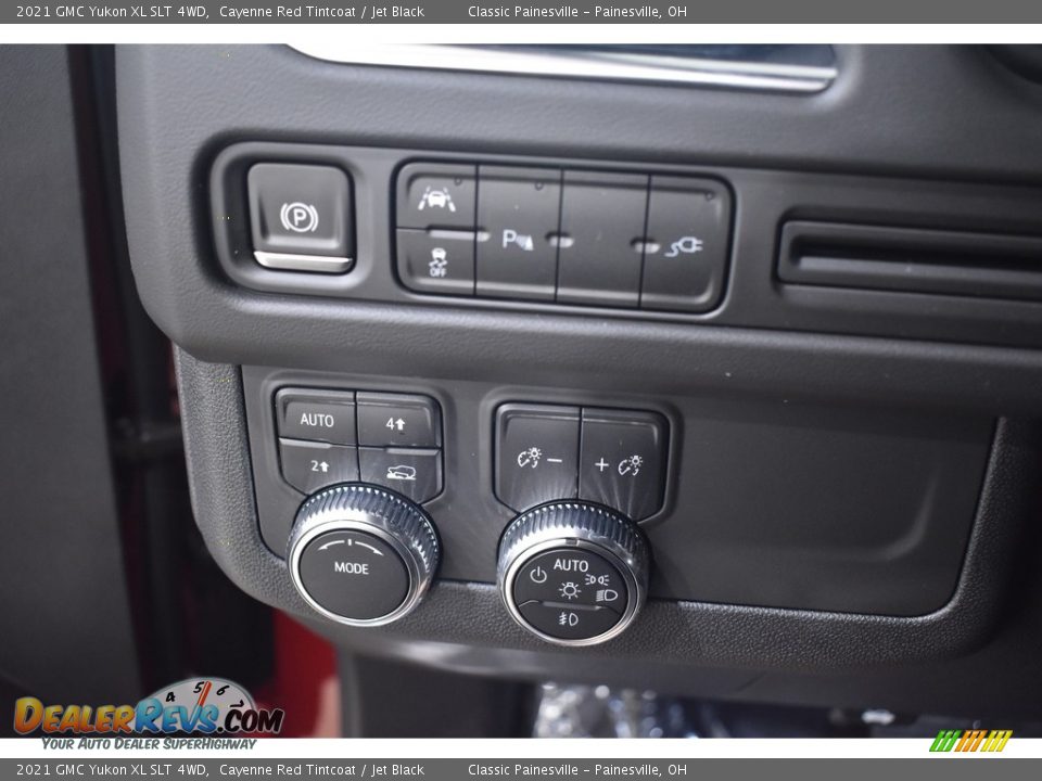 2021 GMC Yukon XL SLT 4WD Cayenne Red Tintcoat / Jet Black Photo #12