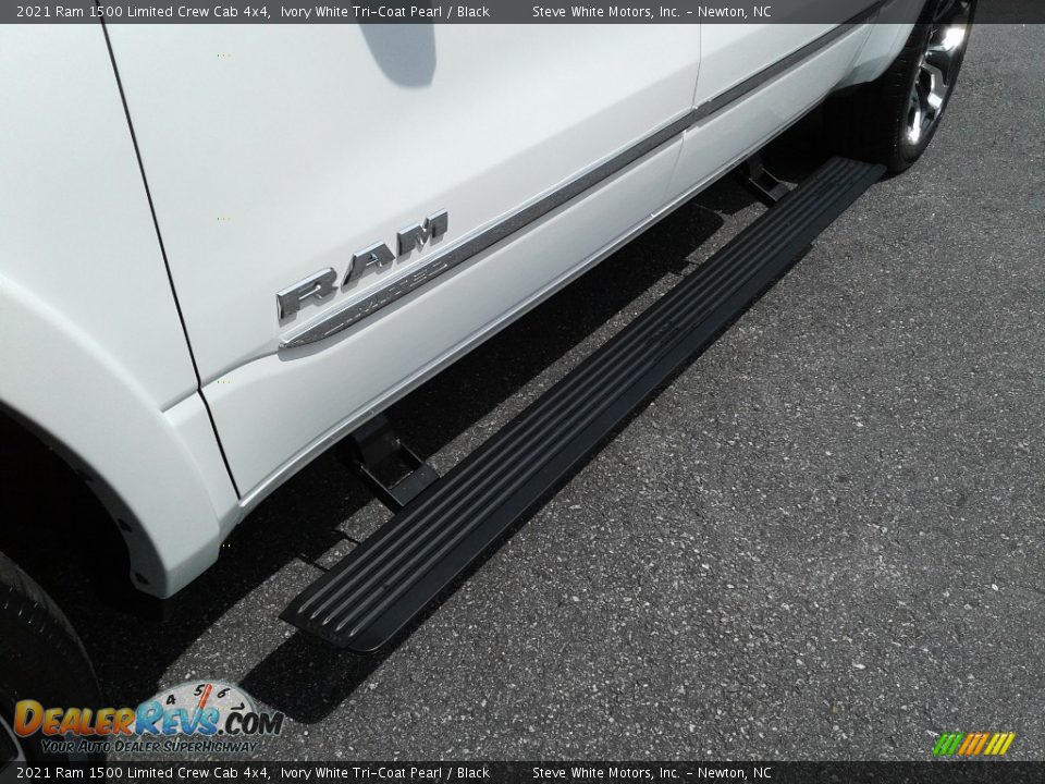 2021 Ram 1500 Limited Crew Cab 4x4 Ivory White Tri-Coat Pearl / Black Photo #3