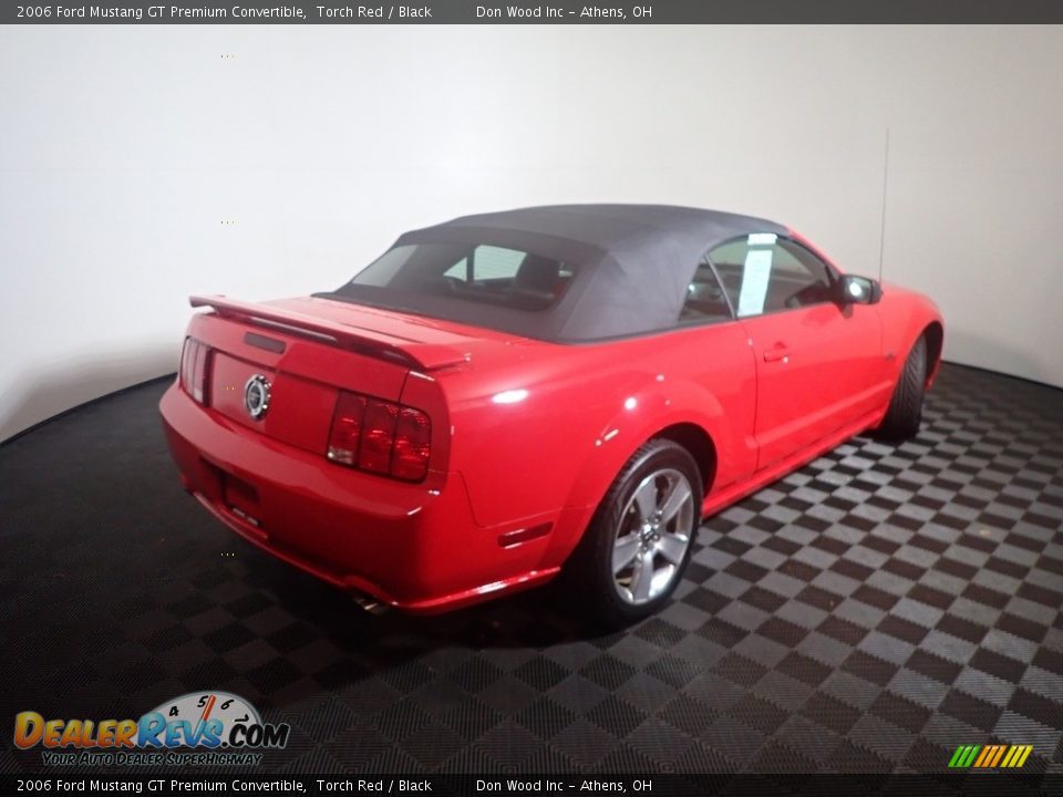 2006 Ford Mustang GT Premium Convertible Torch Red / Black Photo #16