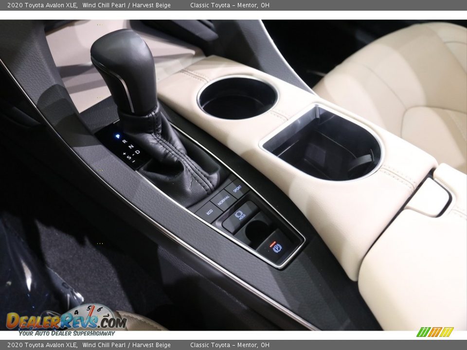 2020 Toyota Avalon XLE Wind Chill Pearl / Harvest Beige Photo #13