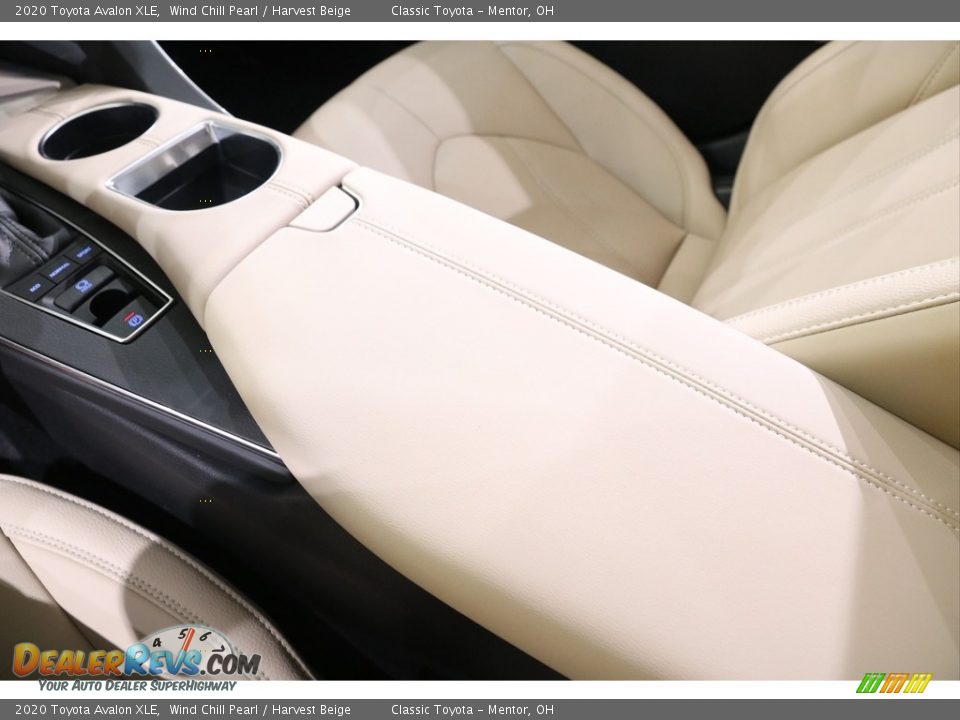 2020 Toyota Avalon XLE Wind Chill Pearl / Harvest Beige Photo #14