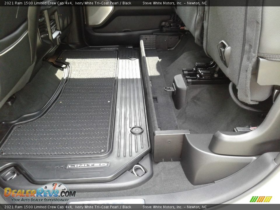 2021 Ram 1500 Limited Crew Cab 4x4 Ivory White Tri-Coat Pearl / Black Photo #16