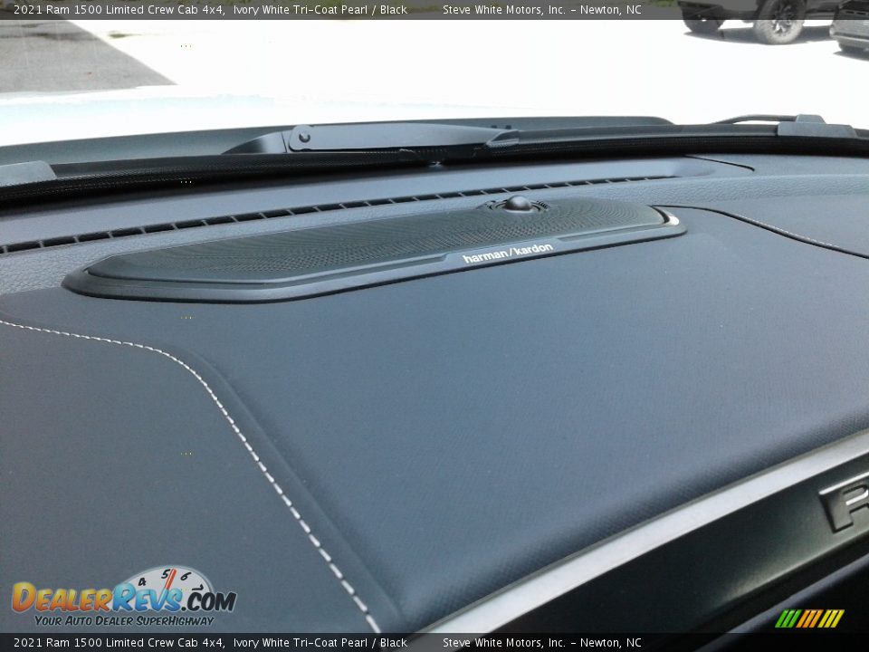 2021 Ram 1500 Limited Crew Cab 4x4 Ivory White Tri-Coat Pearl / Black Photo #25