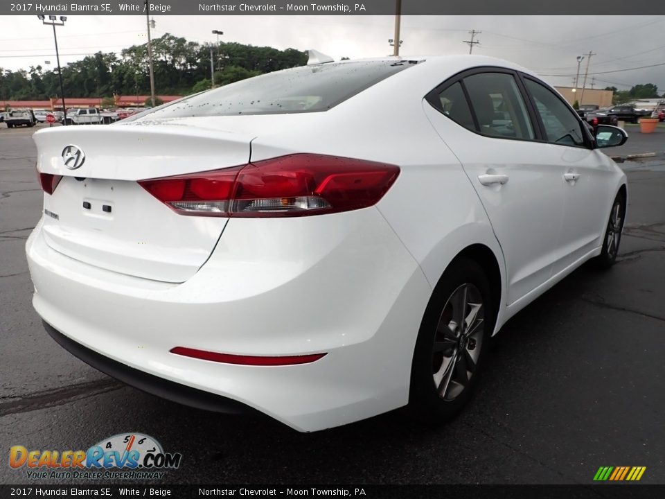 2017 Hyundai Elantra SE White / Beige Photo #8