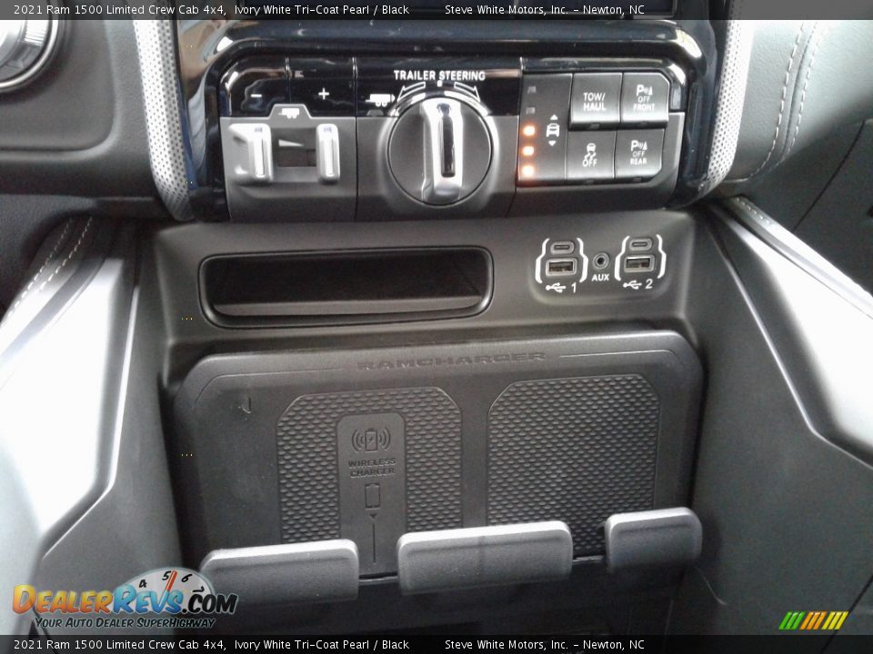 2021 Ram 1500 Limited Crew Cab 4x4 Ivory White Tri-Coat Pearl / Black Photo #32