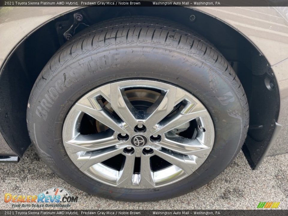 2021 Toyota Sienna Platinum AWD Hybrid Wheel Photo #33