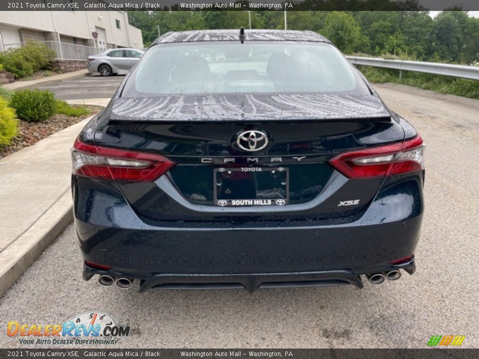 2021 Toyota Camry XSE Galactic Aqua Mica / Black Photo #8