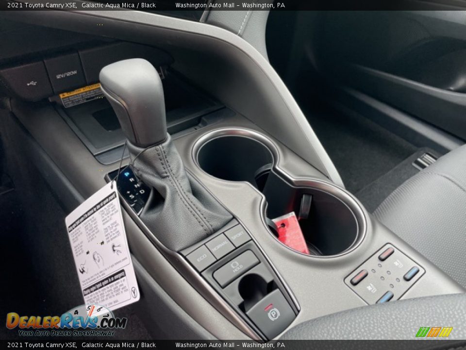 2021 Toyota Camry XSE Shifter Photo #16
