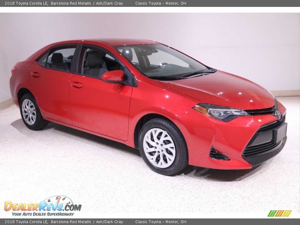 2018 Toyota Corolla LE Barcelona Red Metallic / Ash/Dark Gray Photo #1