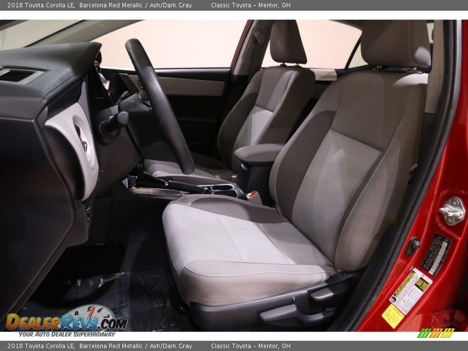 2018 Toyota Corolla LE Barcelona Red Metallic / Ash/Dark Gray Photo #5